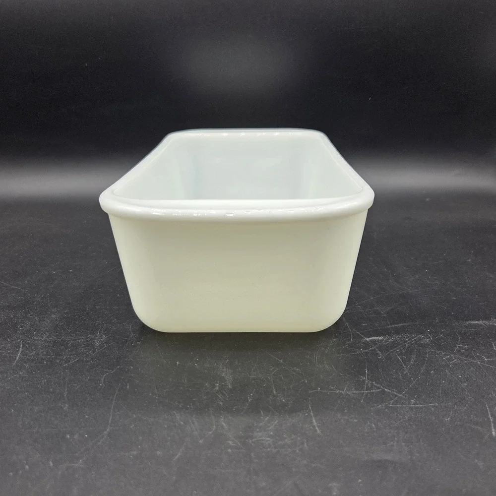VTG Pyrex Opal White Milk Glass Loaf Pan #213 1.5 Qt.